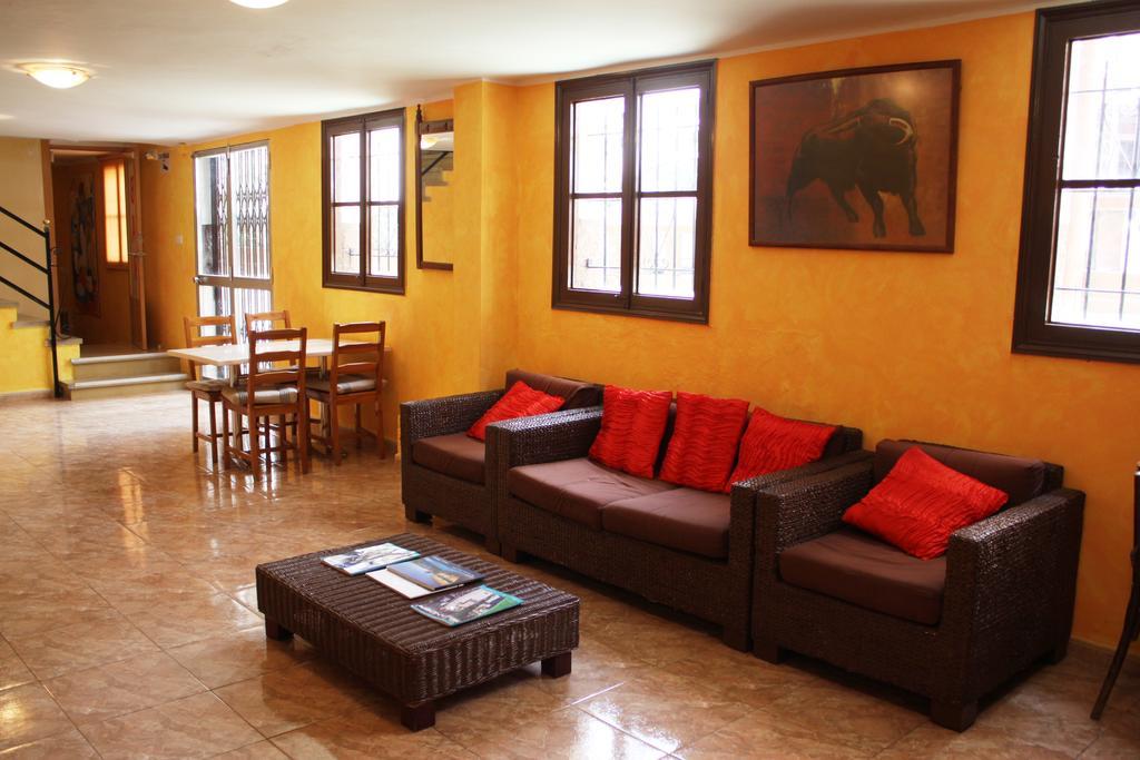 Hostal Atlanta إل أرينال المظهر الخارجي الصورة